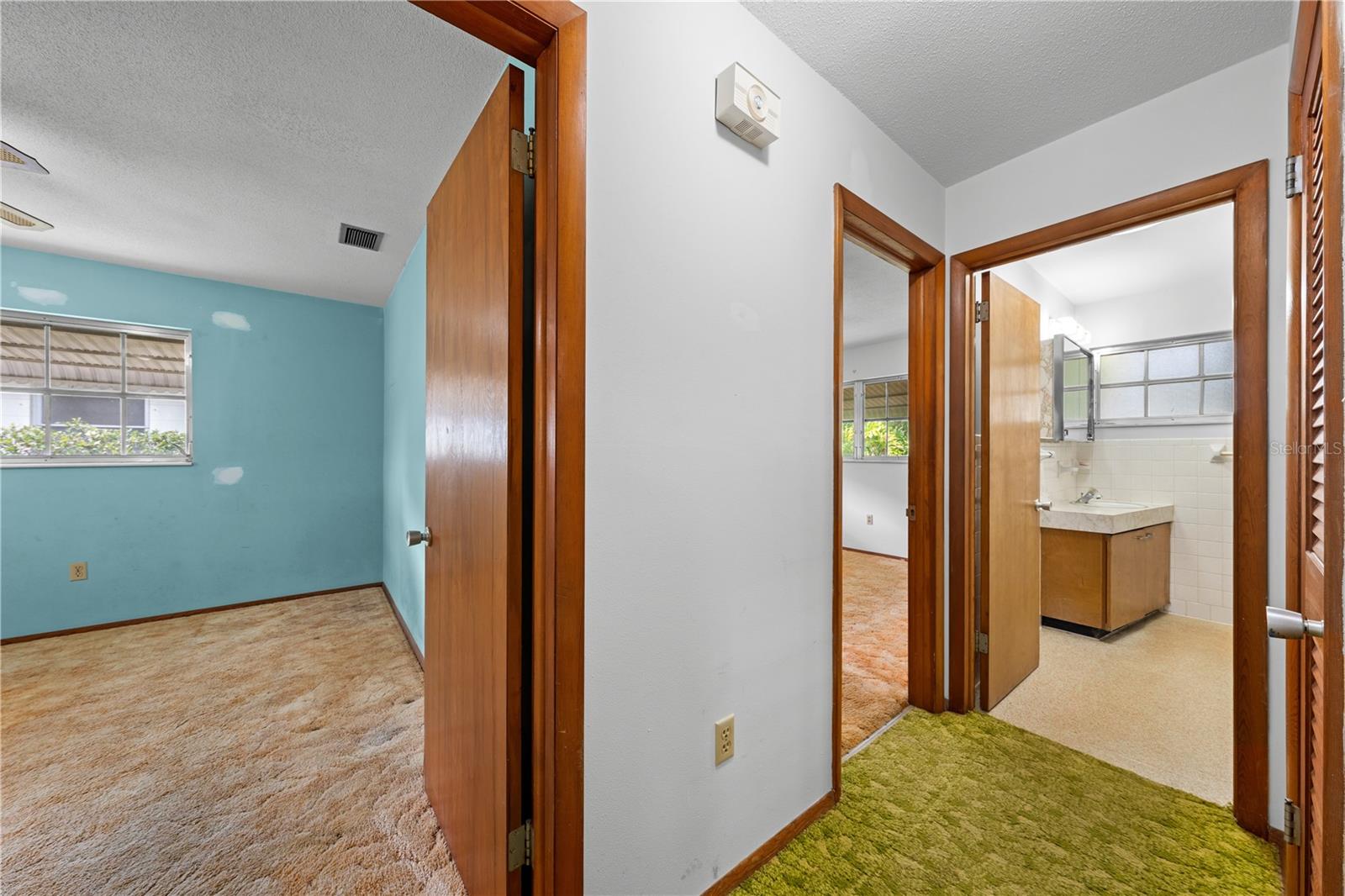 325 Florida Ave Property Photo 58