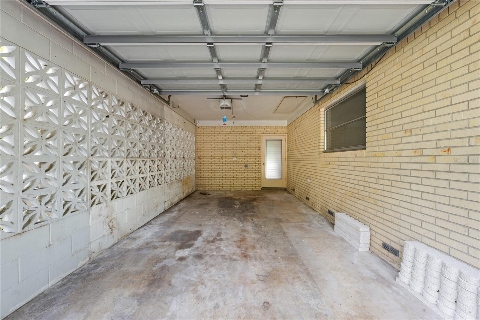 325 Florida Ave Property Photo 67