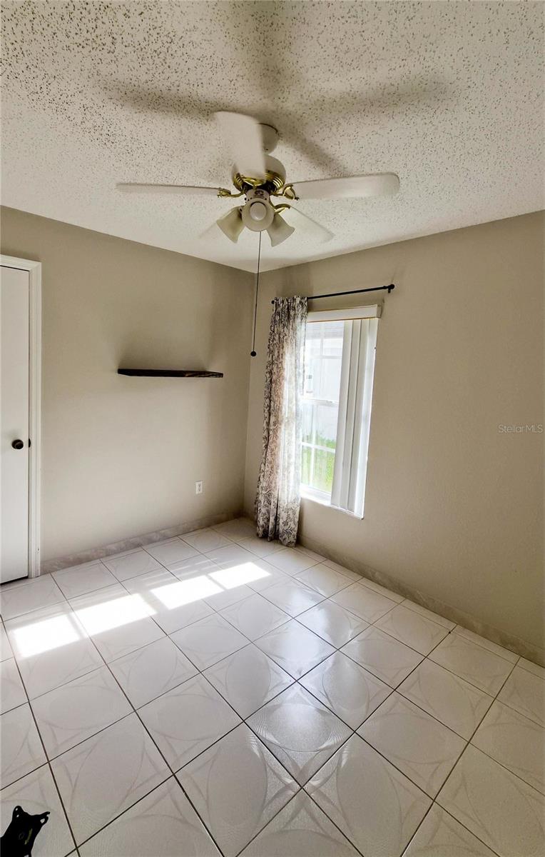 2240 Stonehedge Loop Property Photo 6