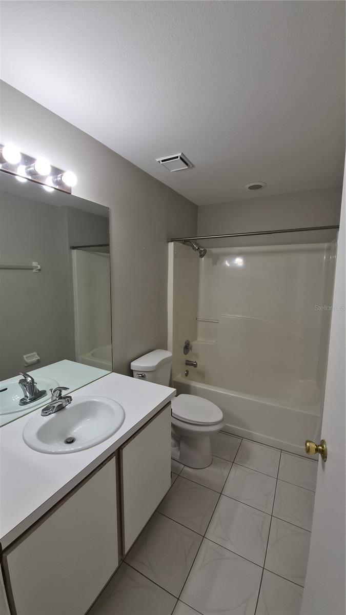 2240 Stonehedge Loop Property Photo 7