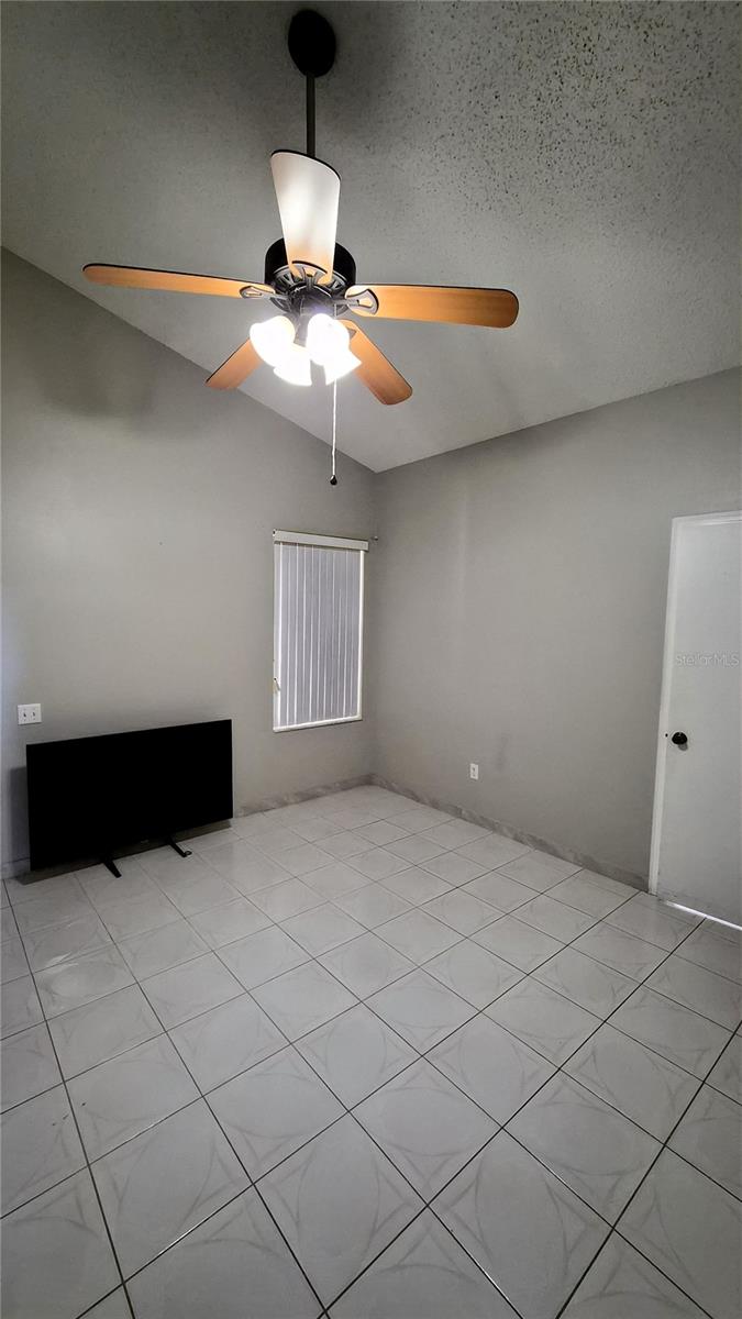 2240 Stonehedge Loop Property Photo 8