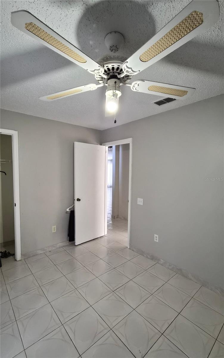 2240 Stonehedge Loop Property Photo 9
