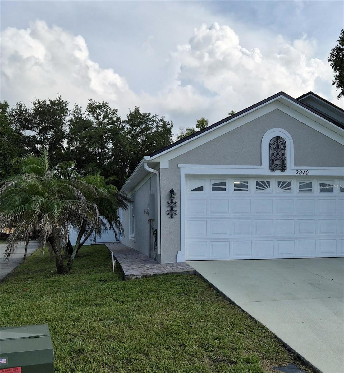 2240 Stonehedge Loop Property Photo 10