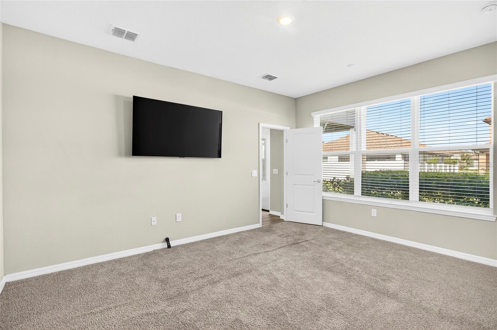1910 Goblet Cove St Property Photo 22