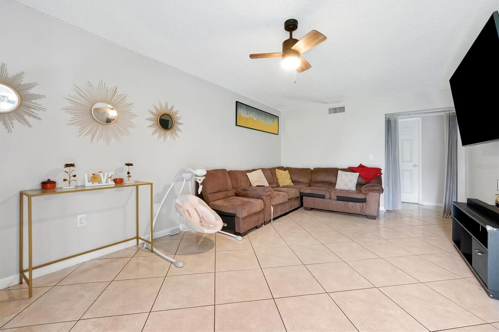 4309 N Semoran Blvd #2 Property Photo 8