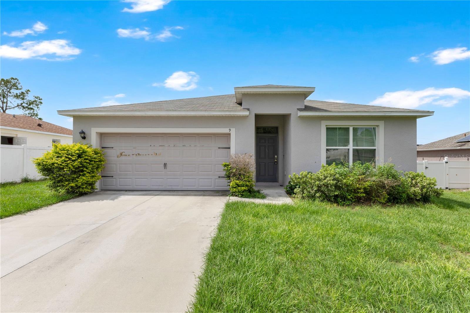 9 FLATFISH DR Property Photo 1