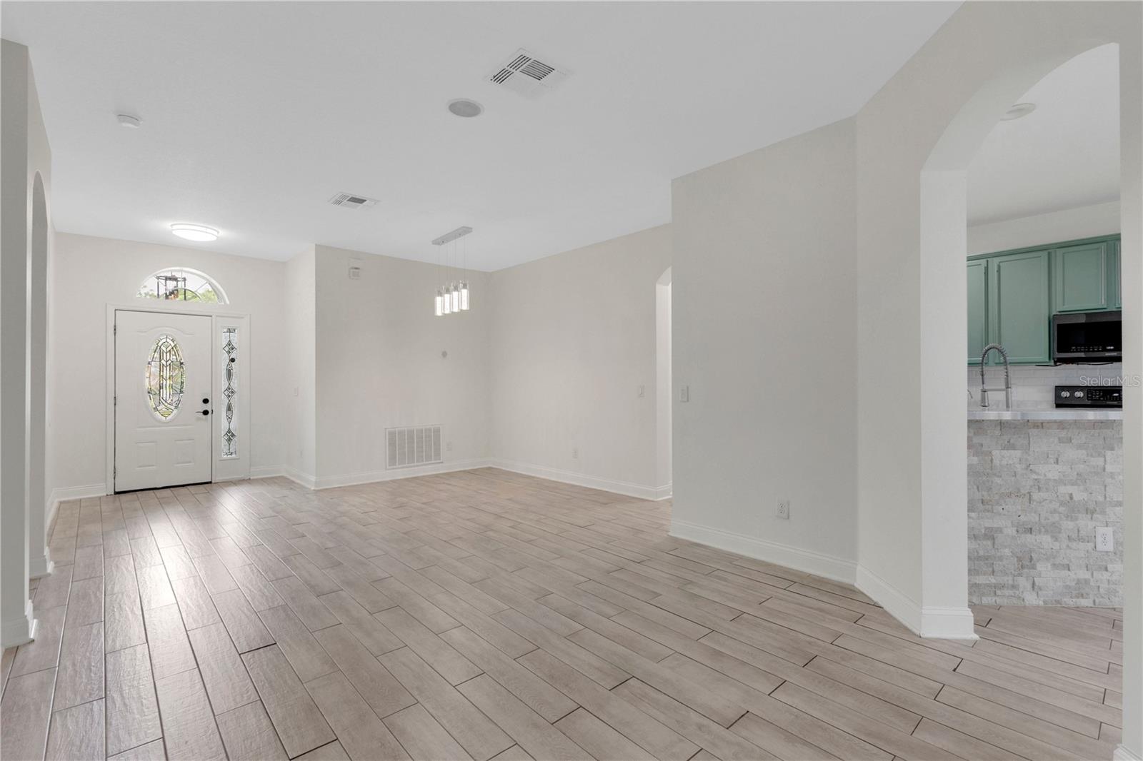 3703 Moon Dancer Pl Property Photo 4
