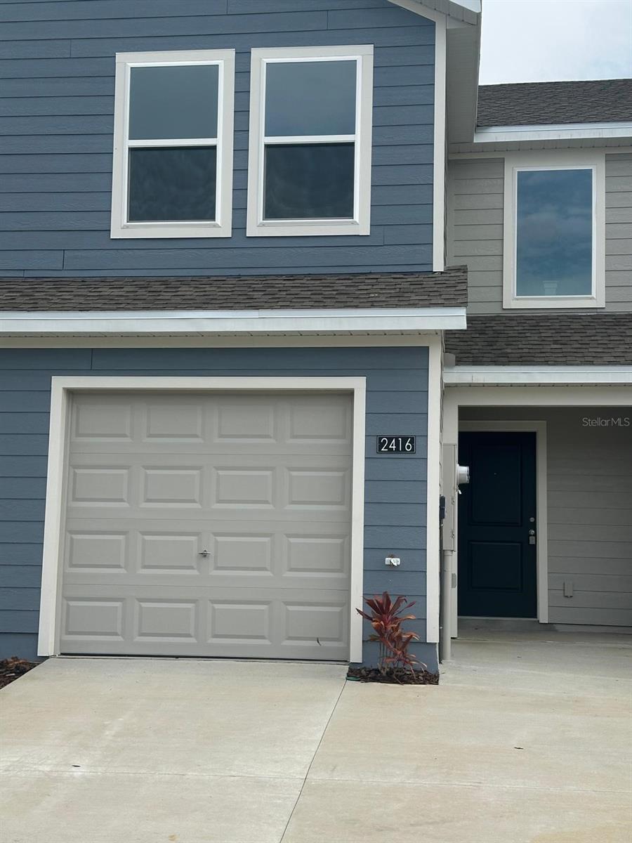 2416 Bevel Ln Property Photo 2