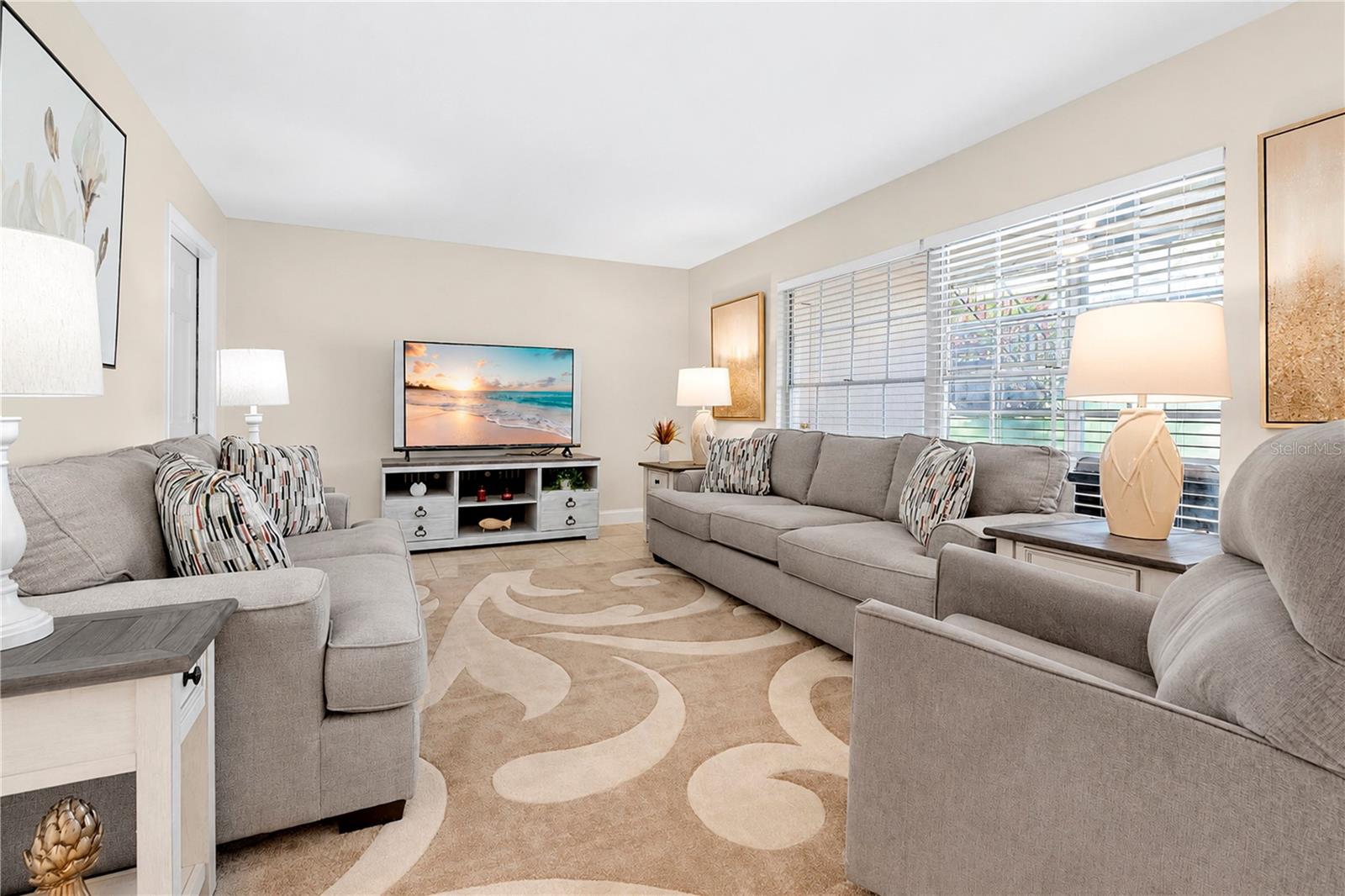 1018 Plantation Dr #a18 Property Photo 3