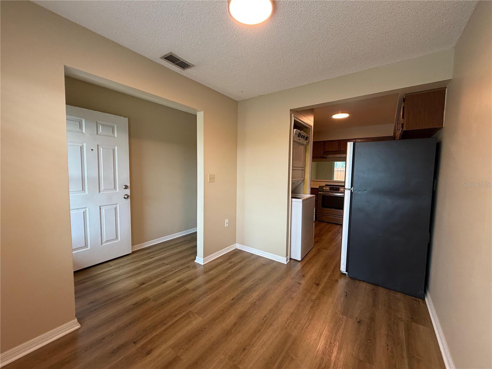 2341 Aruba Ct Property Photo 5