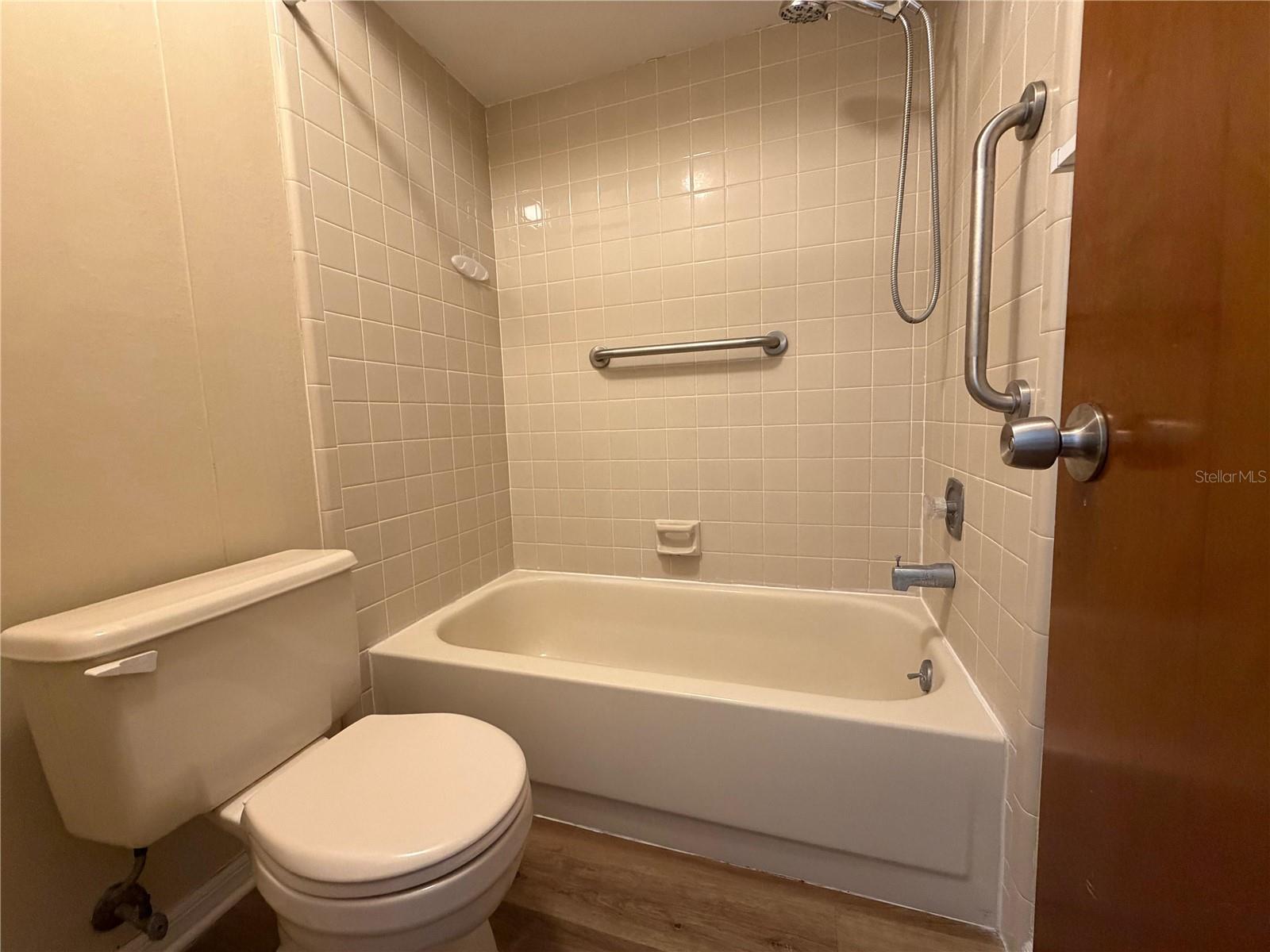 2341 Aruba Ct Property Photo 14