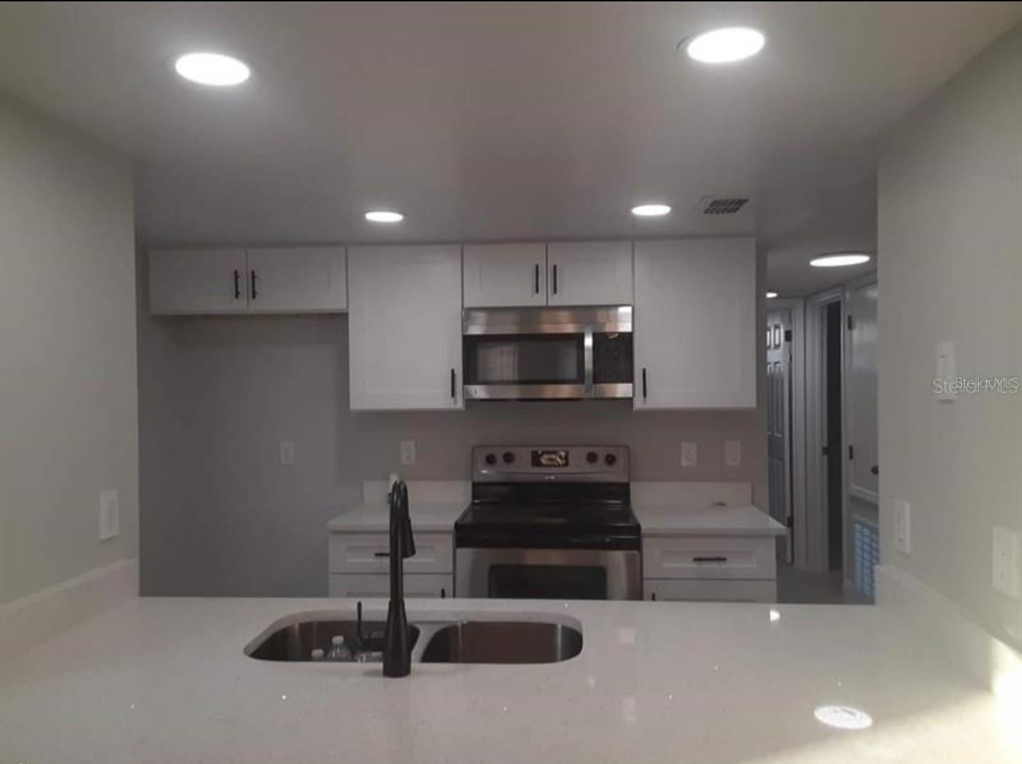 3123 Fox Squirrel Dr #b Property Photo 11