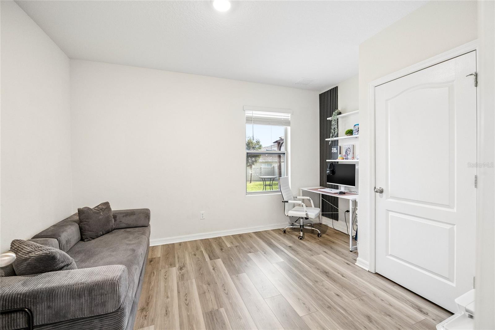 3057 Timber Hawk Cir Property Photo 12