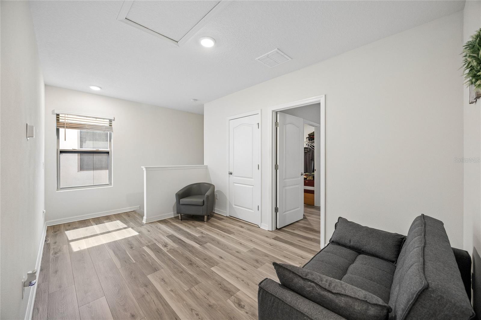 3057 Timber Hawk Cir Property Photo 19