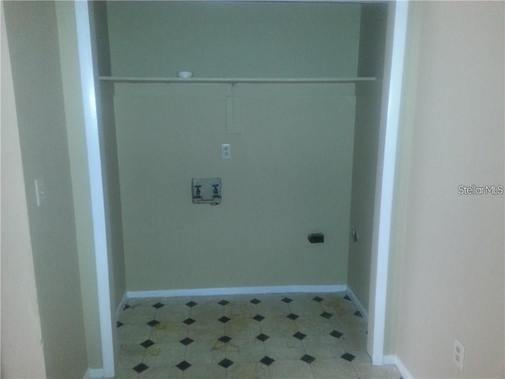 1102 Southern Ave #1104 Property Photo 4