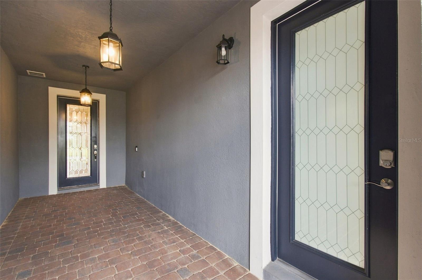 163 Olympus Way Property Photo 4