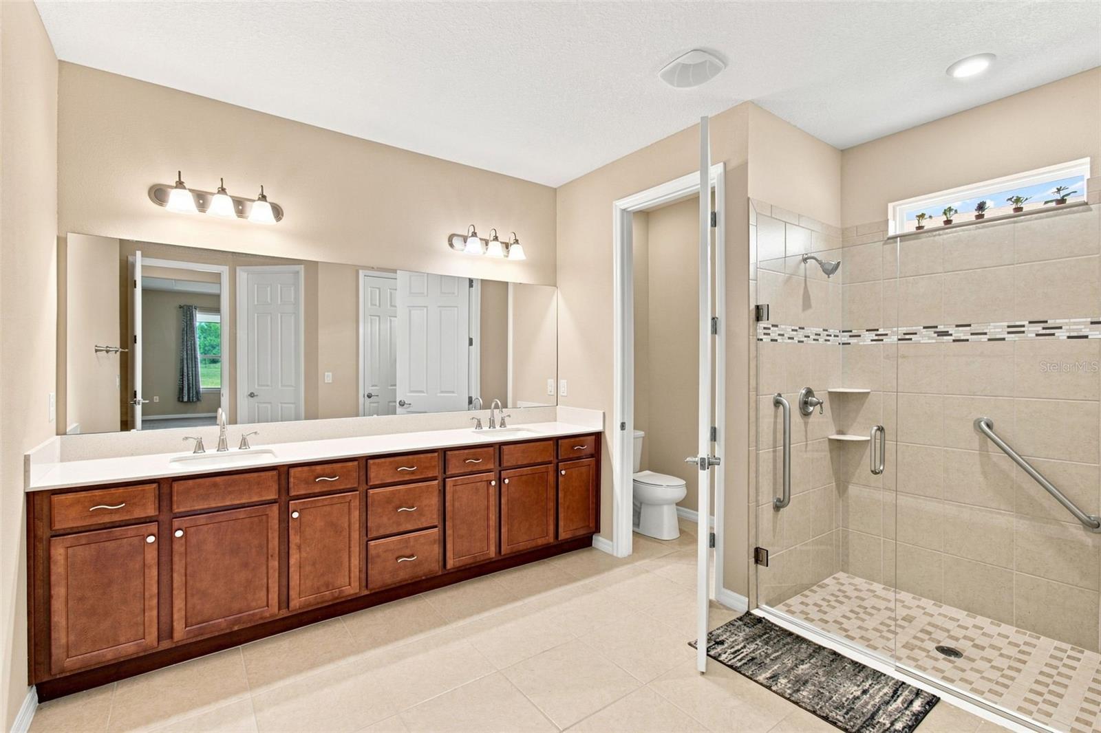 163 Olympus Way Property Photo 22