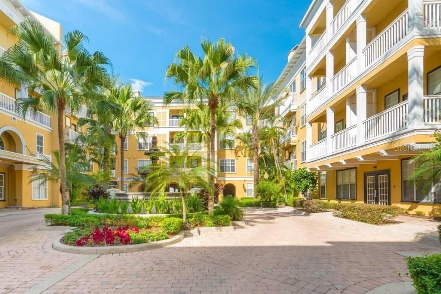 860 N ORANGE AVE #379
