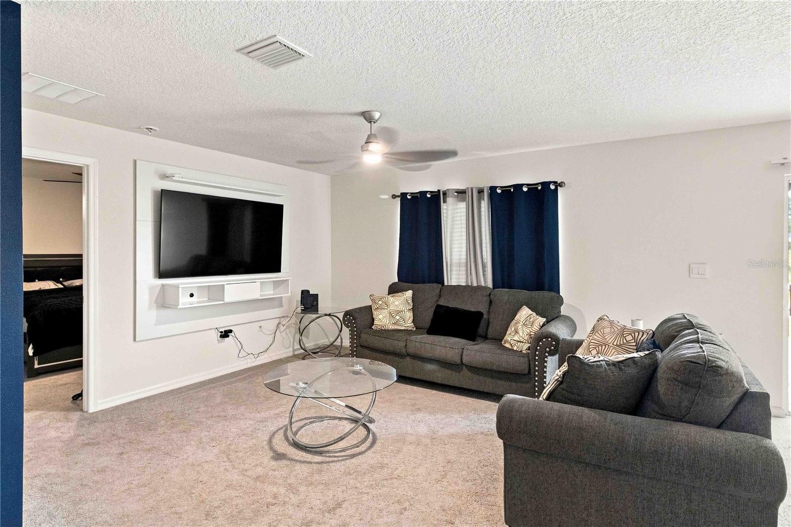 2496 Rim Dr Property Photo 3