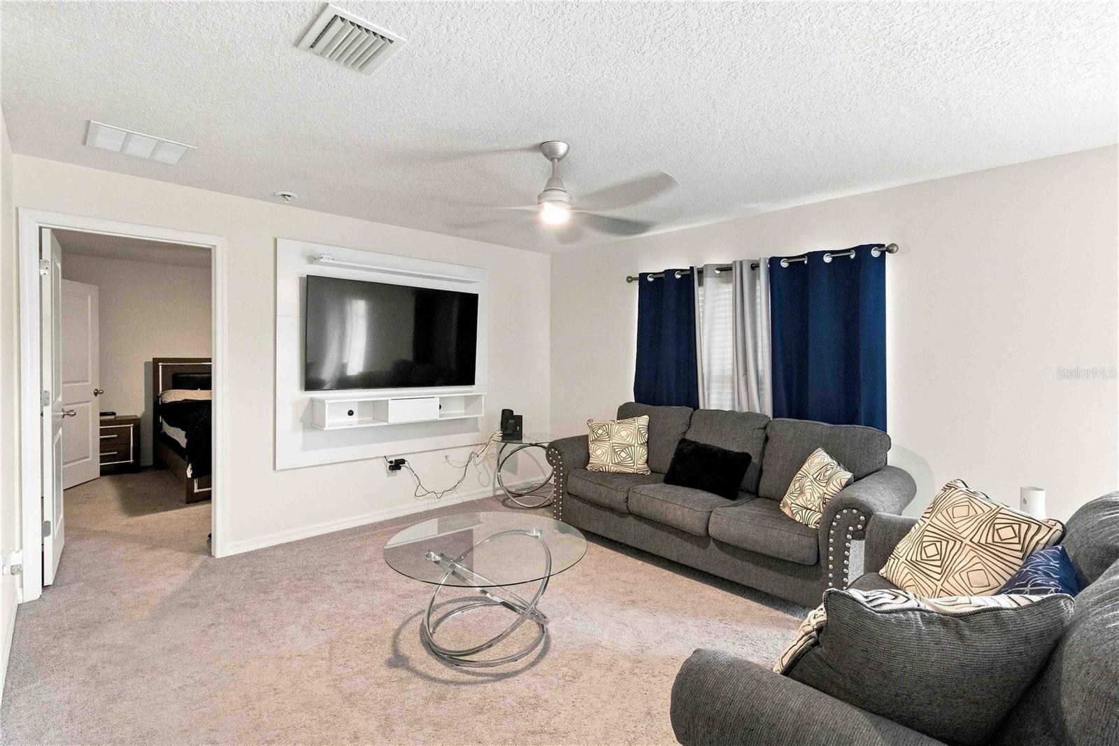 2496 Rim Dr Property Photo 7