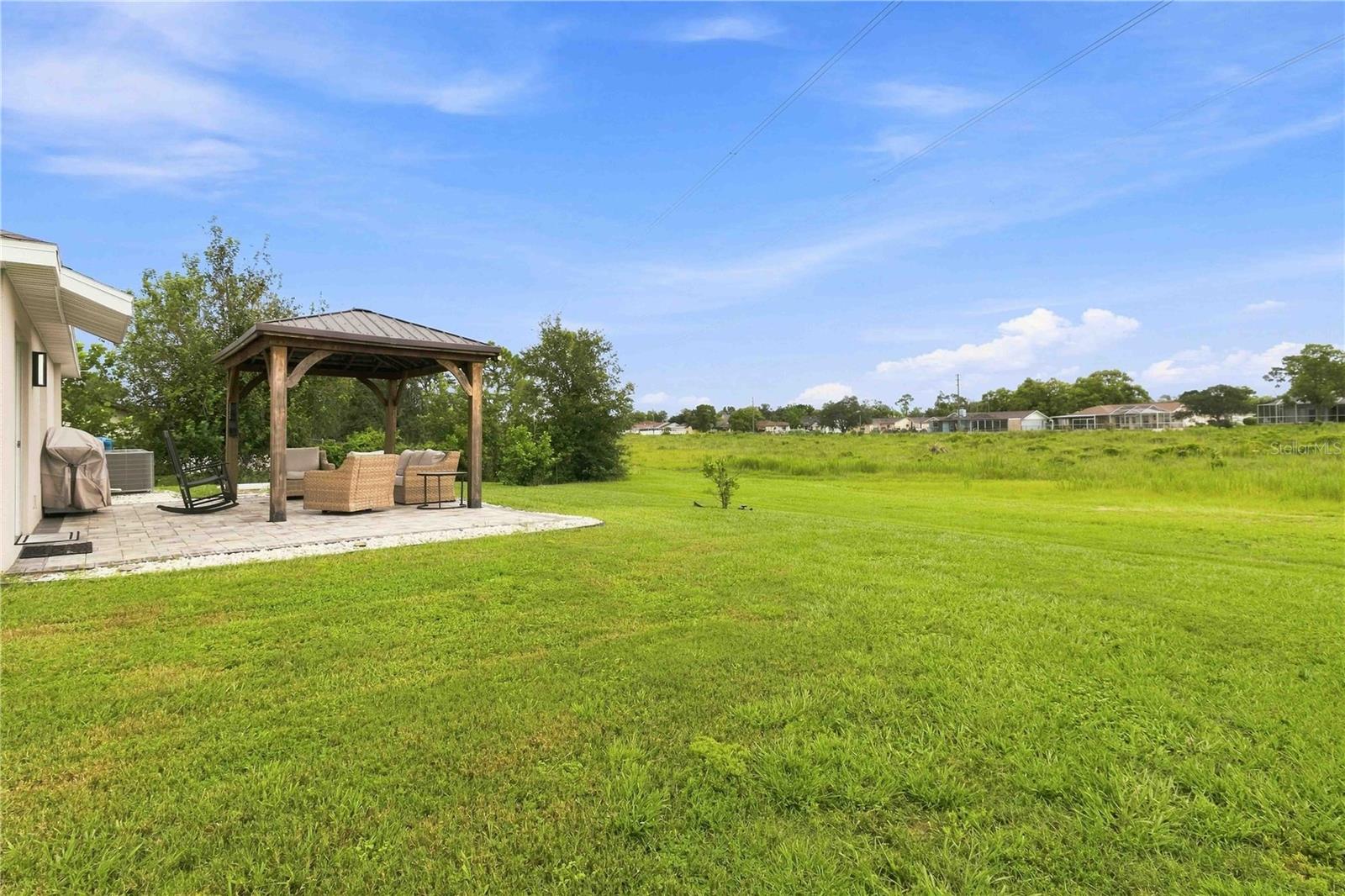 2496 Rim Dr Property Photo 29