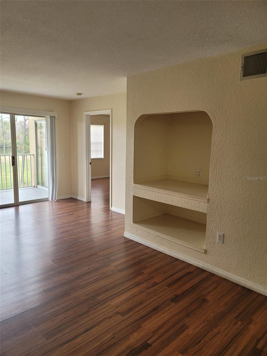 14049 Fairway Island Dr #123 Property Photo 12