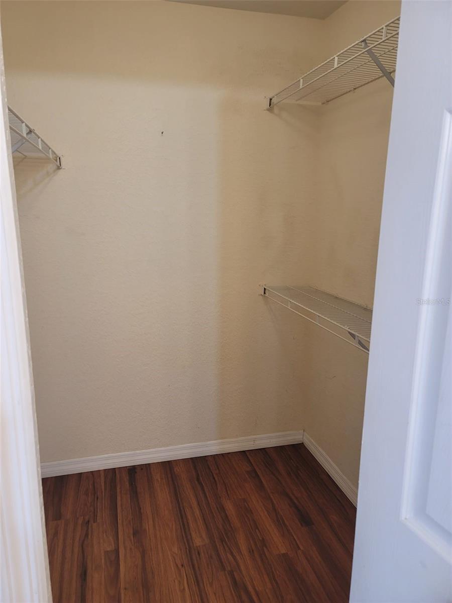14049 Fairway Island Dr #123 Property Photo 13