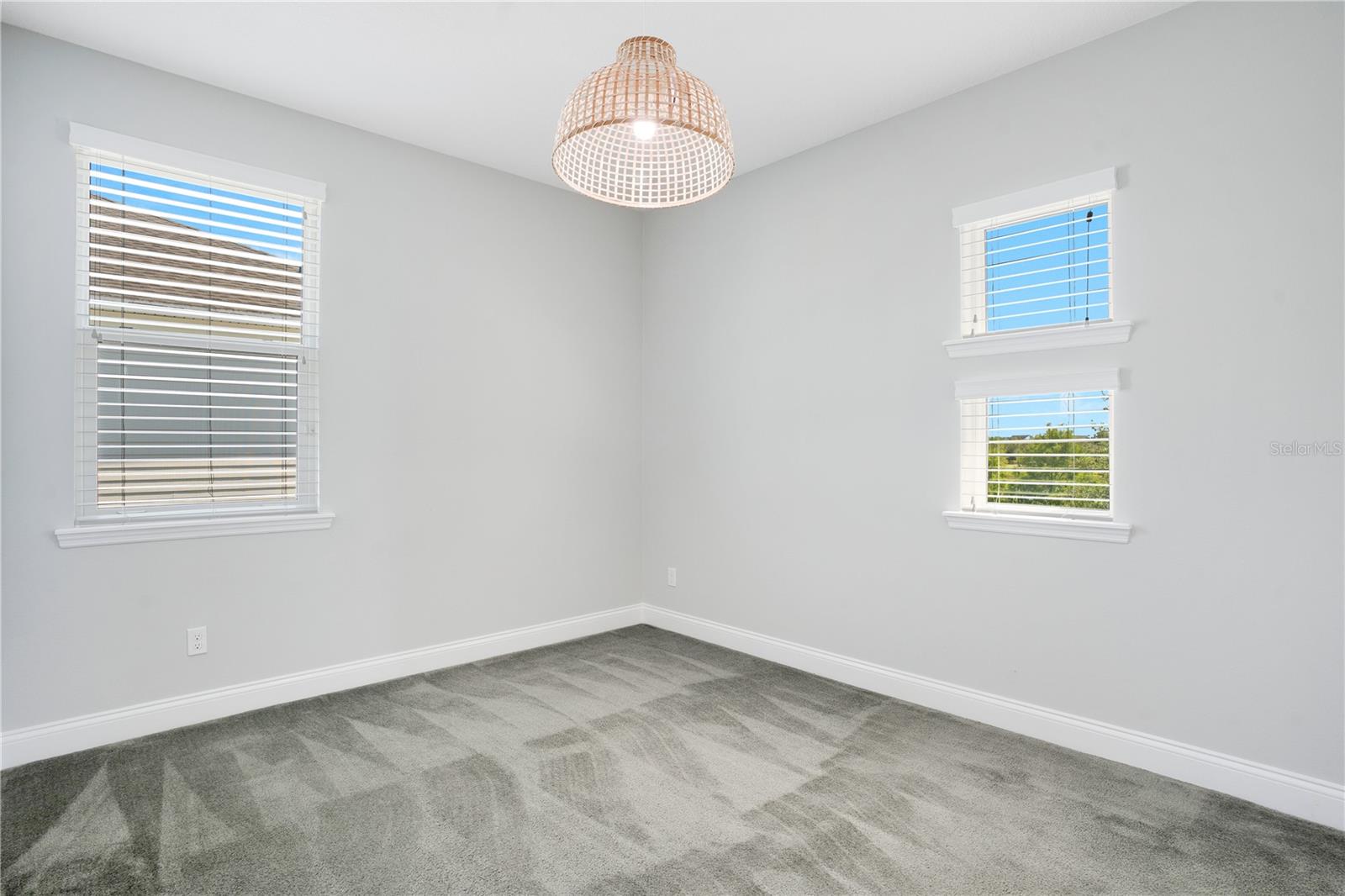 13101 Gabor Ave Property Photo 17