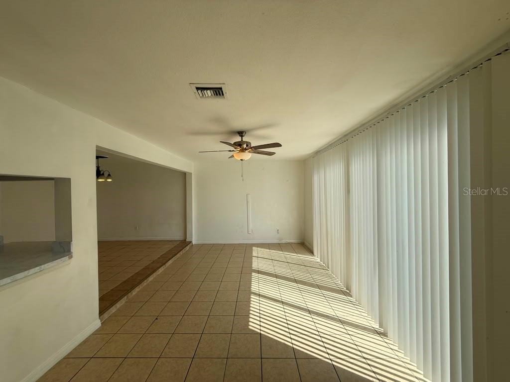 833 Caribbean Dr #a Property Photo 13