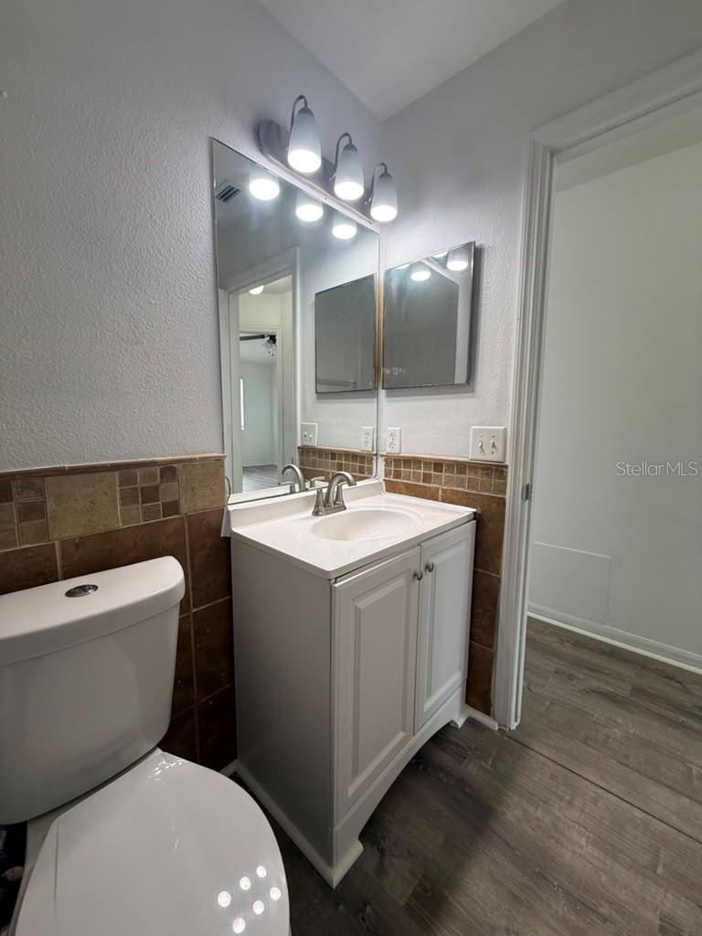 833 Caribbean Dr #a Property Photo 21