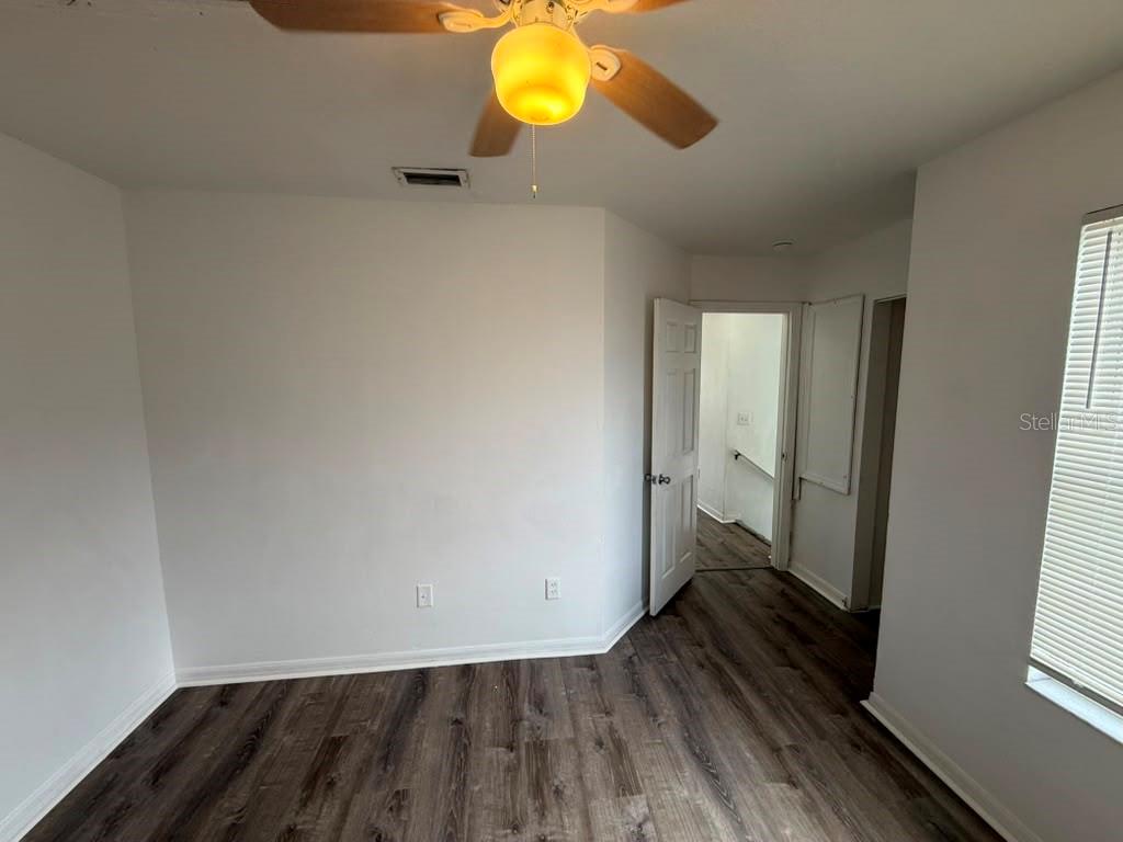 833 Caribbean Dr #a Property Photo 25