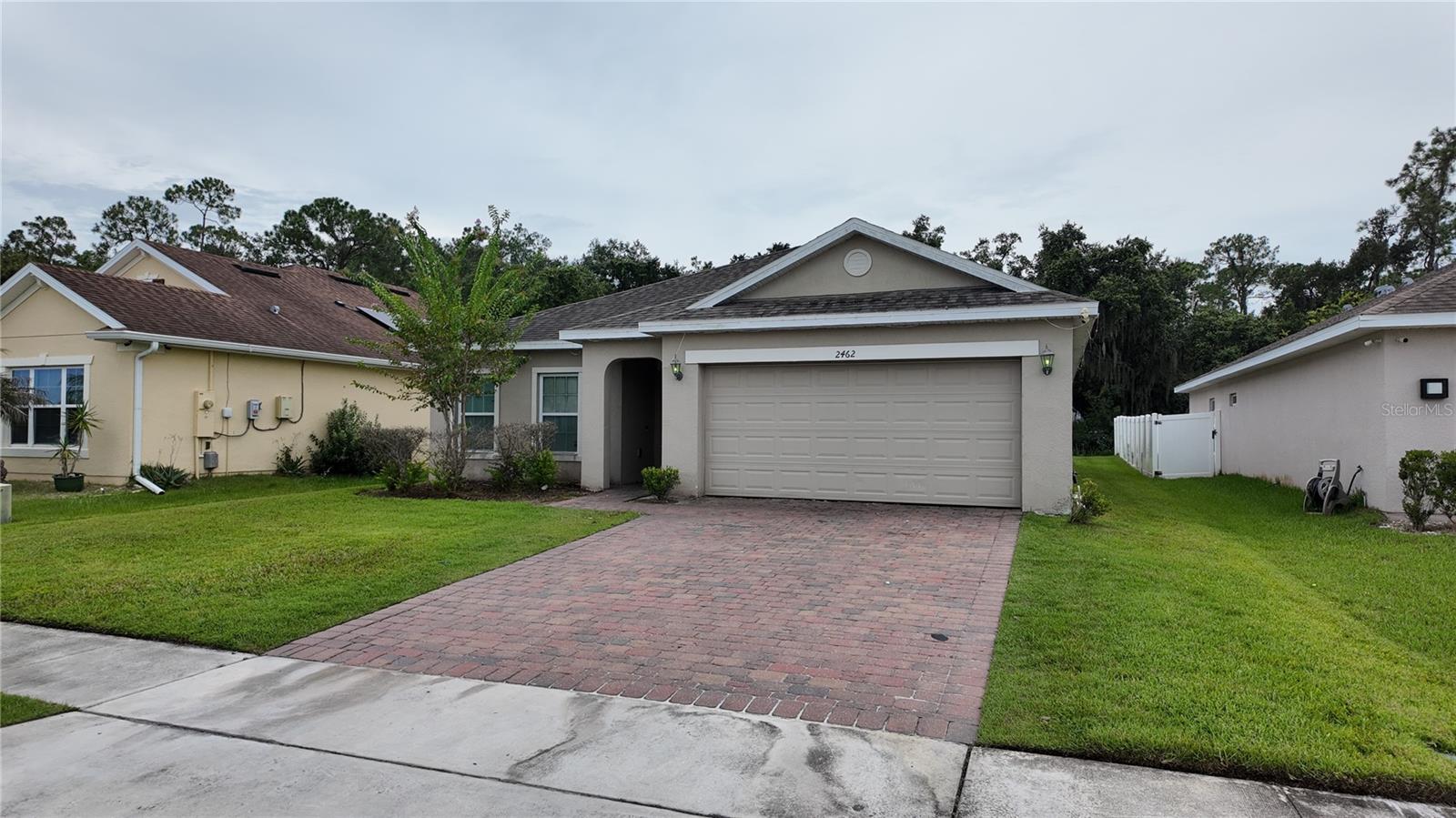 2462 Addison Creek Dr Property Photo 4