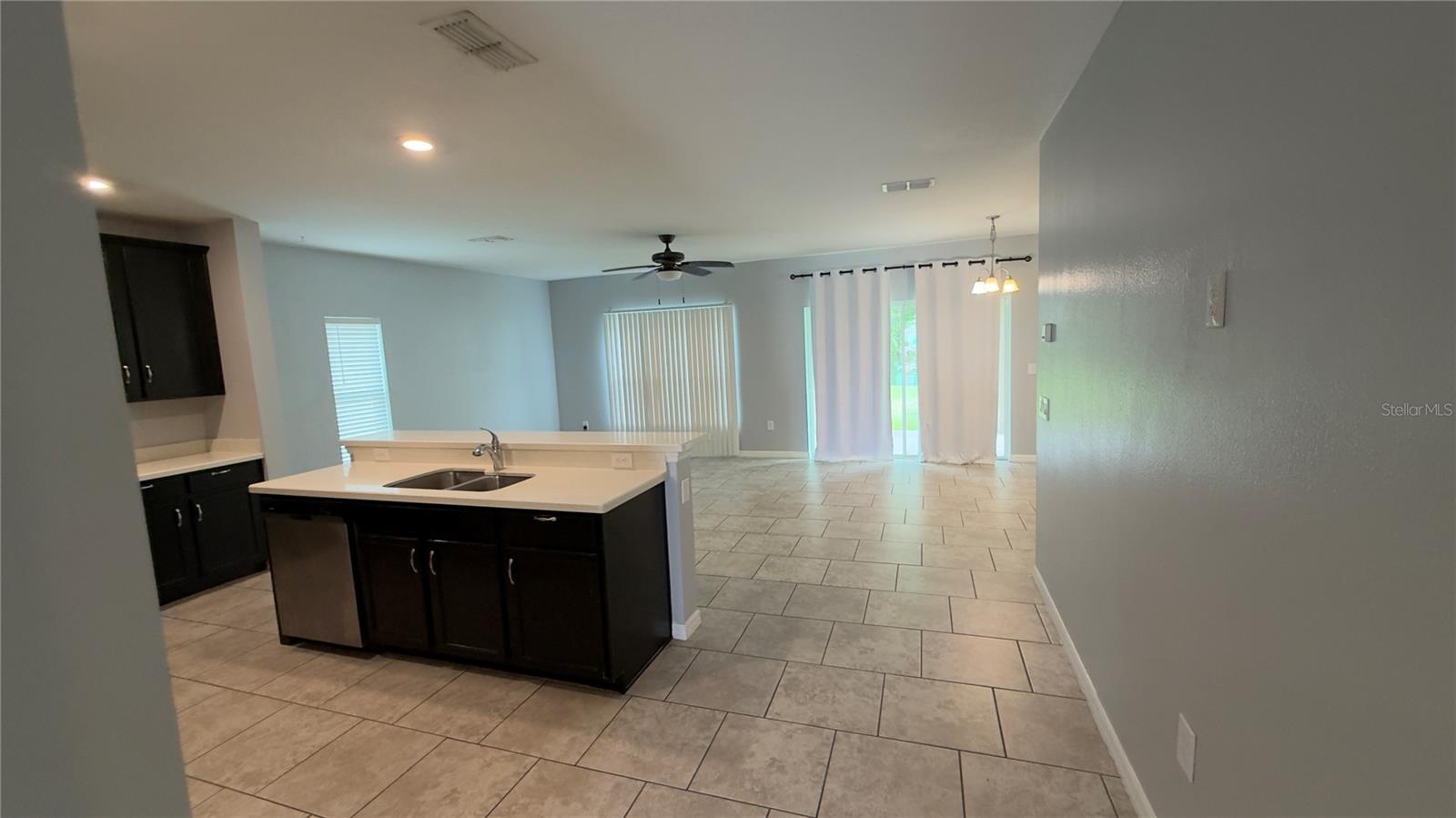 2462 Addison Creek Dr Property Photo 14