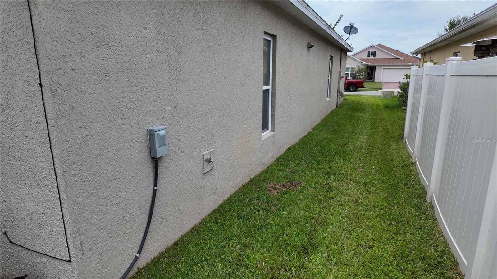 2462 Addison Creek Dr Property Photo 21