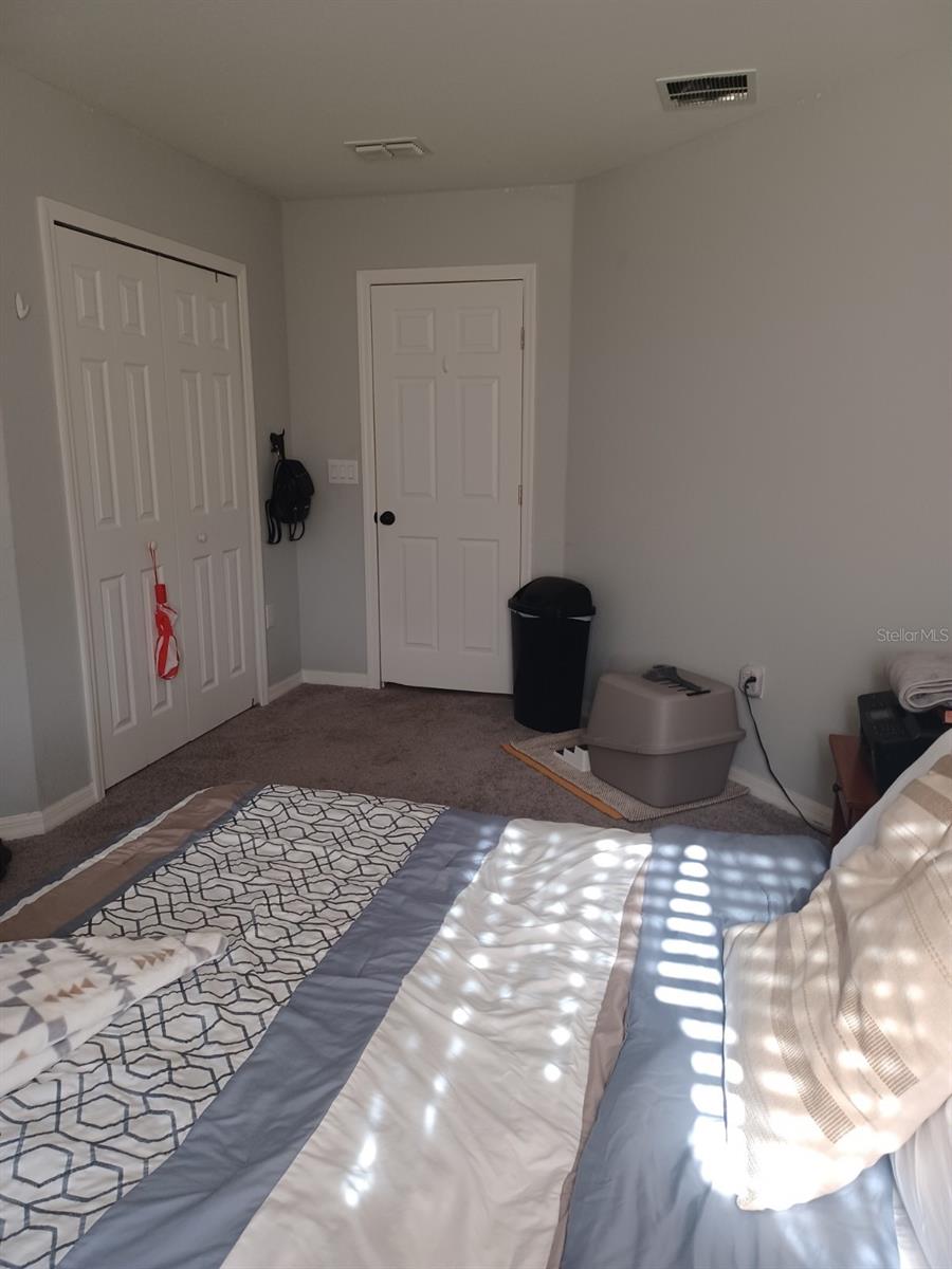 2917 Fieldwood Cir Property Photo 9