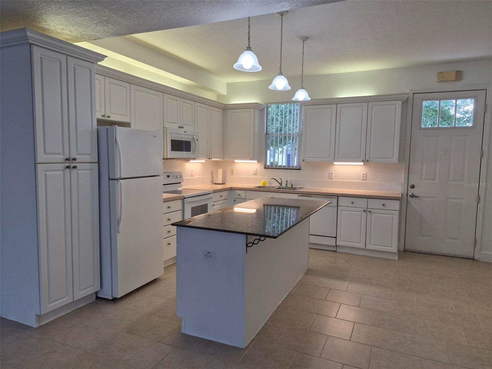2080 Heritage Key Blvd Property Photo 5