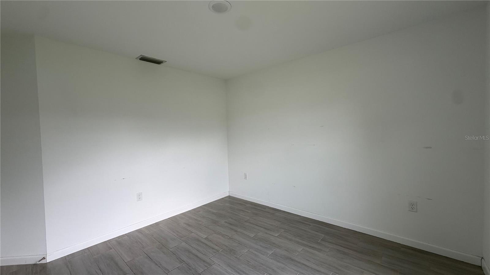 656 Cotulla Dr Property Photo 13