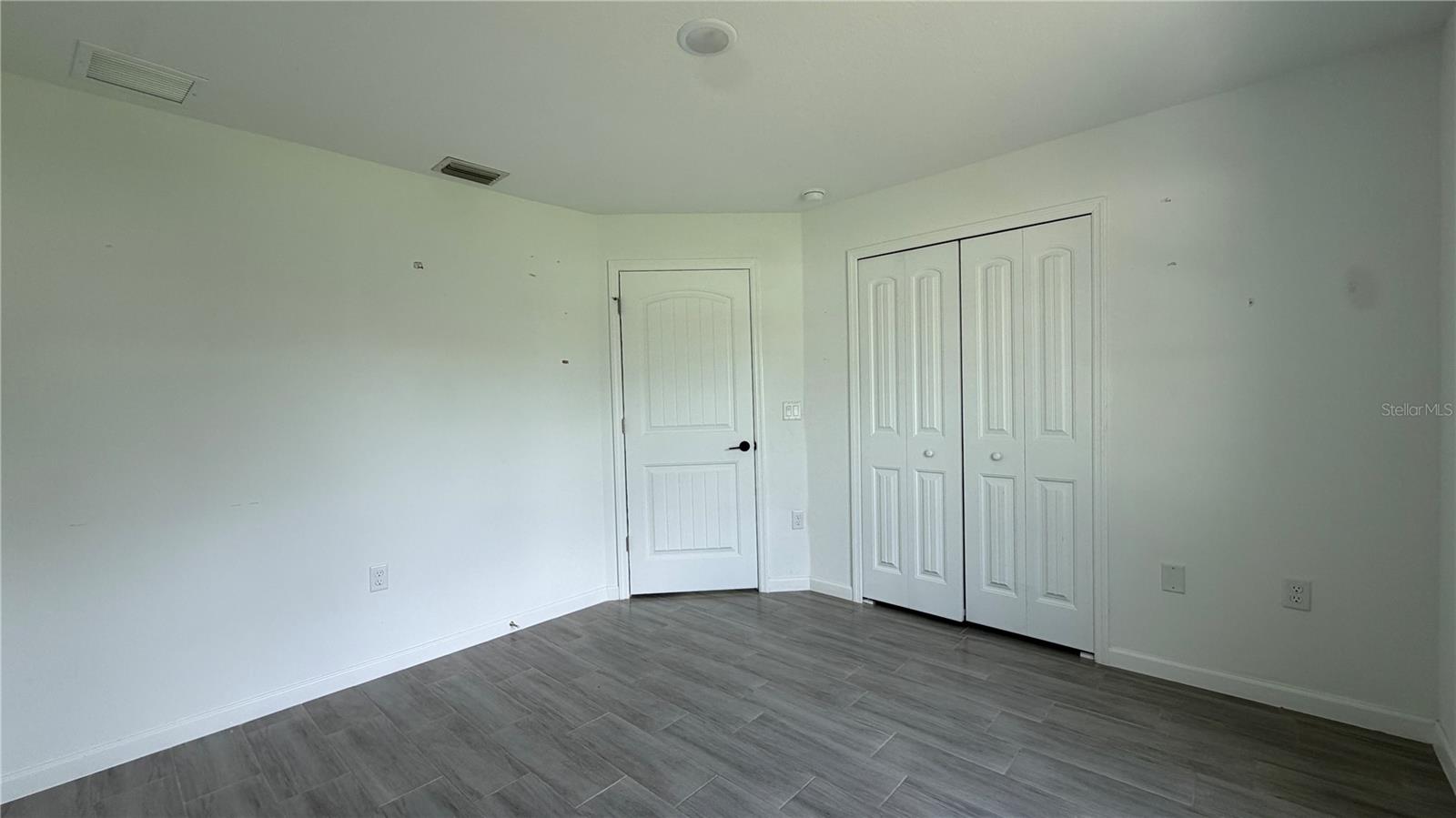 656 Cotulla Dr Property Photo 14