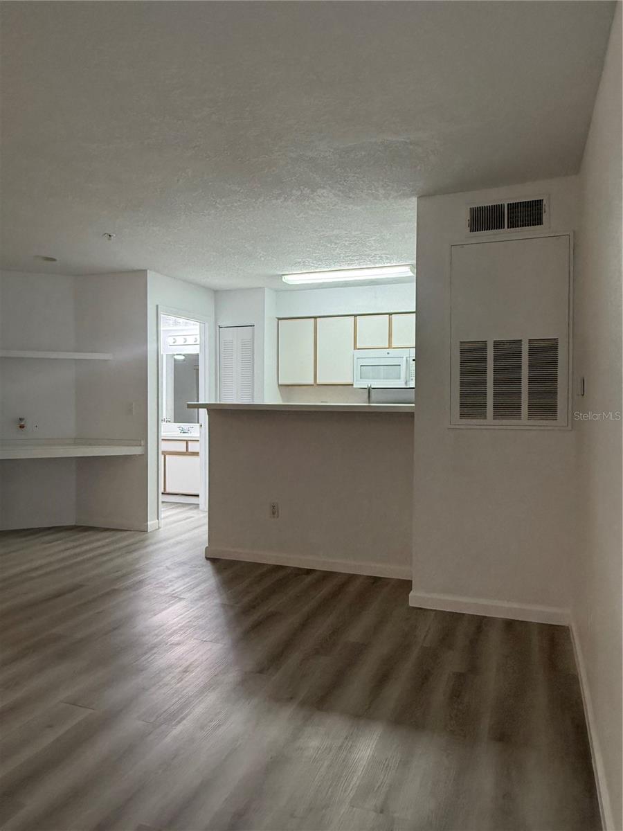 2208 Antigua Pl #914 Property Photo 11