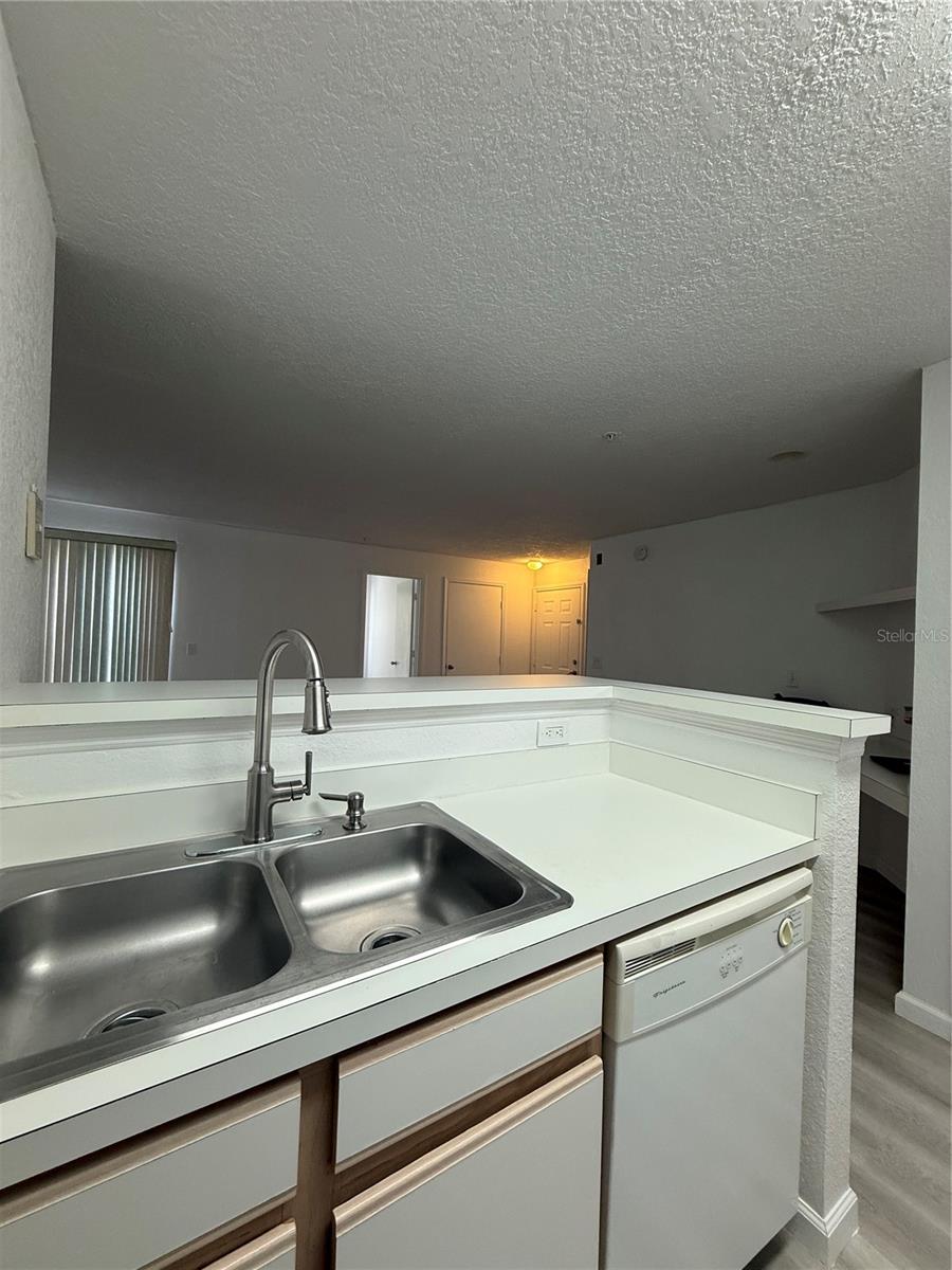 2208 Antigua Pl #914 Property Photo 19
