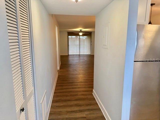 211 S 6th St #504 Property Photo 4