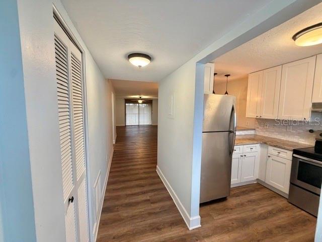 211 S 6th St #504 Property Photo 5