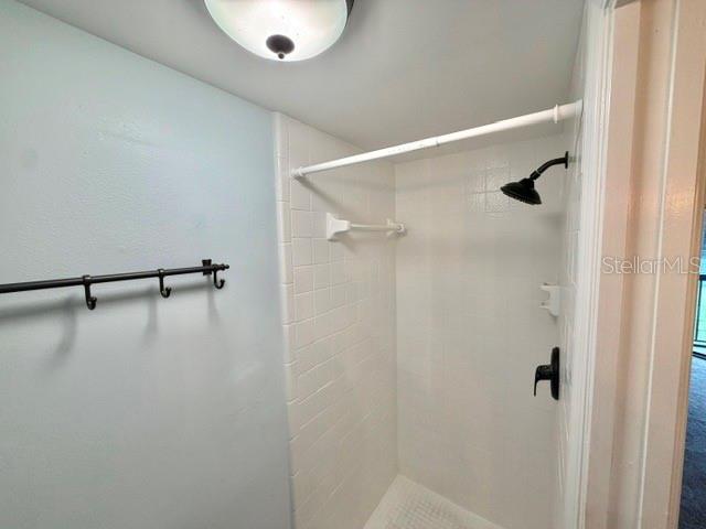 211 S 6th St #504 Property Photo 17