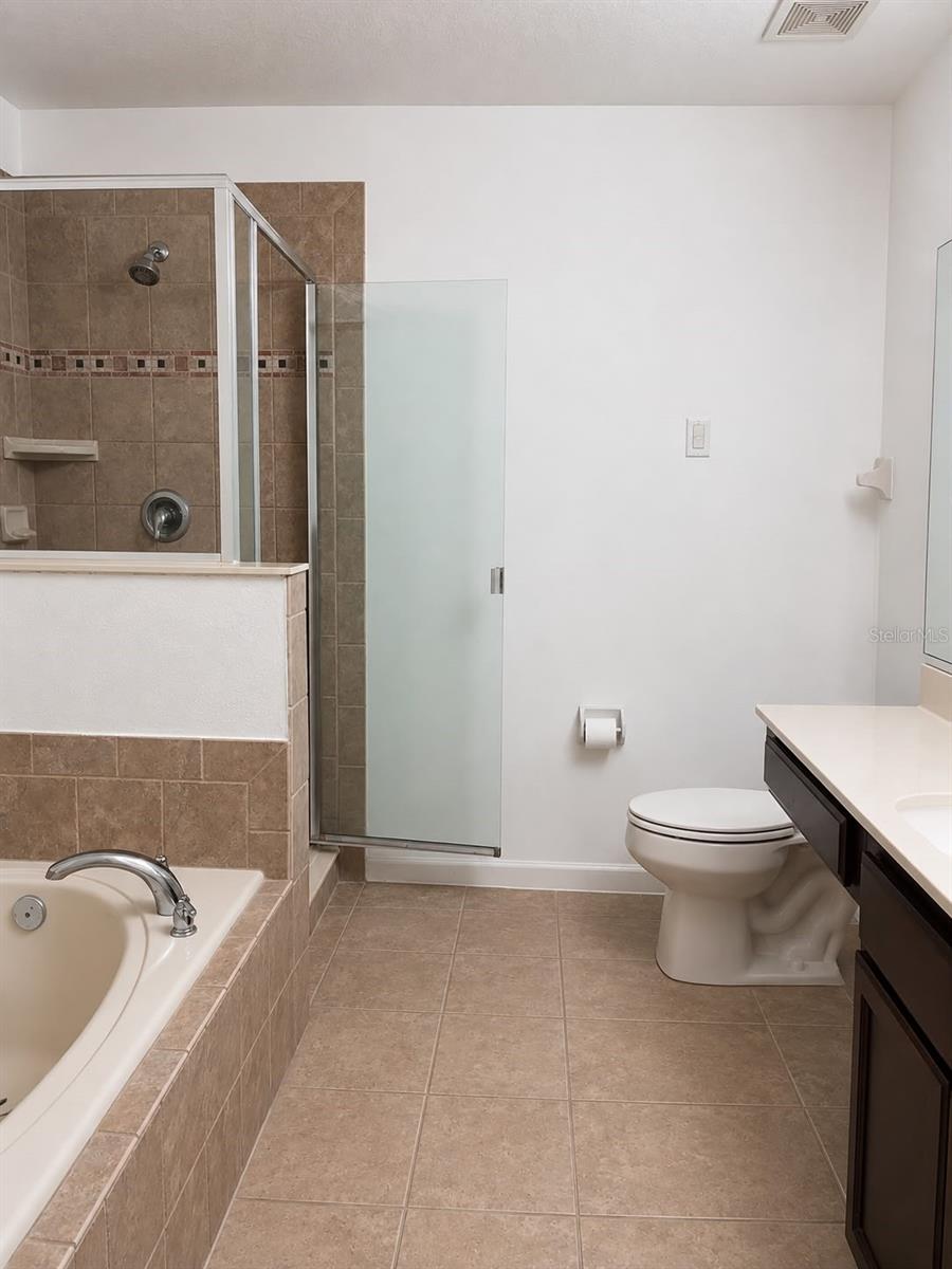 910 Spring Harvest Ct Property Photo 7