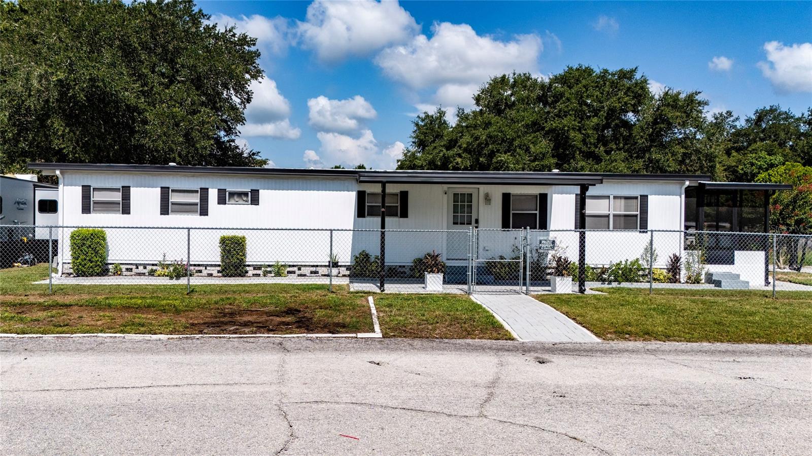 24 Flamingo Blvd Property Photo 1
