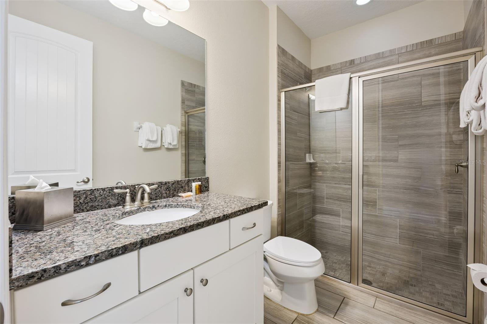341 Pendant Ct Property Photo 18