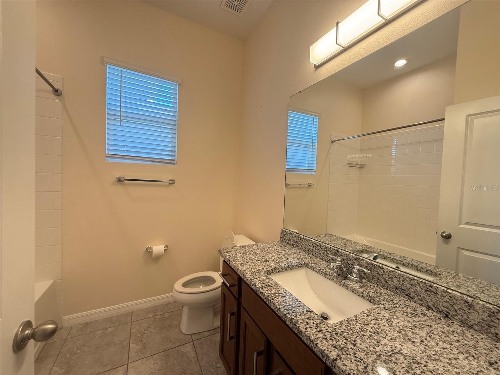 2074 Brillante Dr Property Photo 15