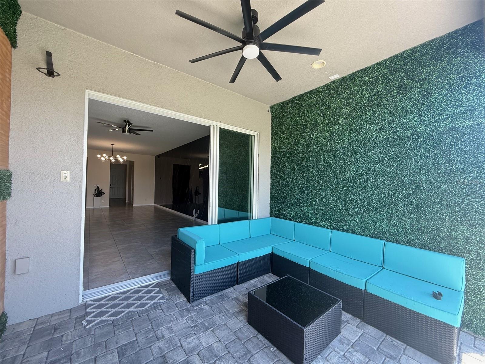 2074 Brillante Dr Property Photo 18