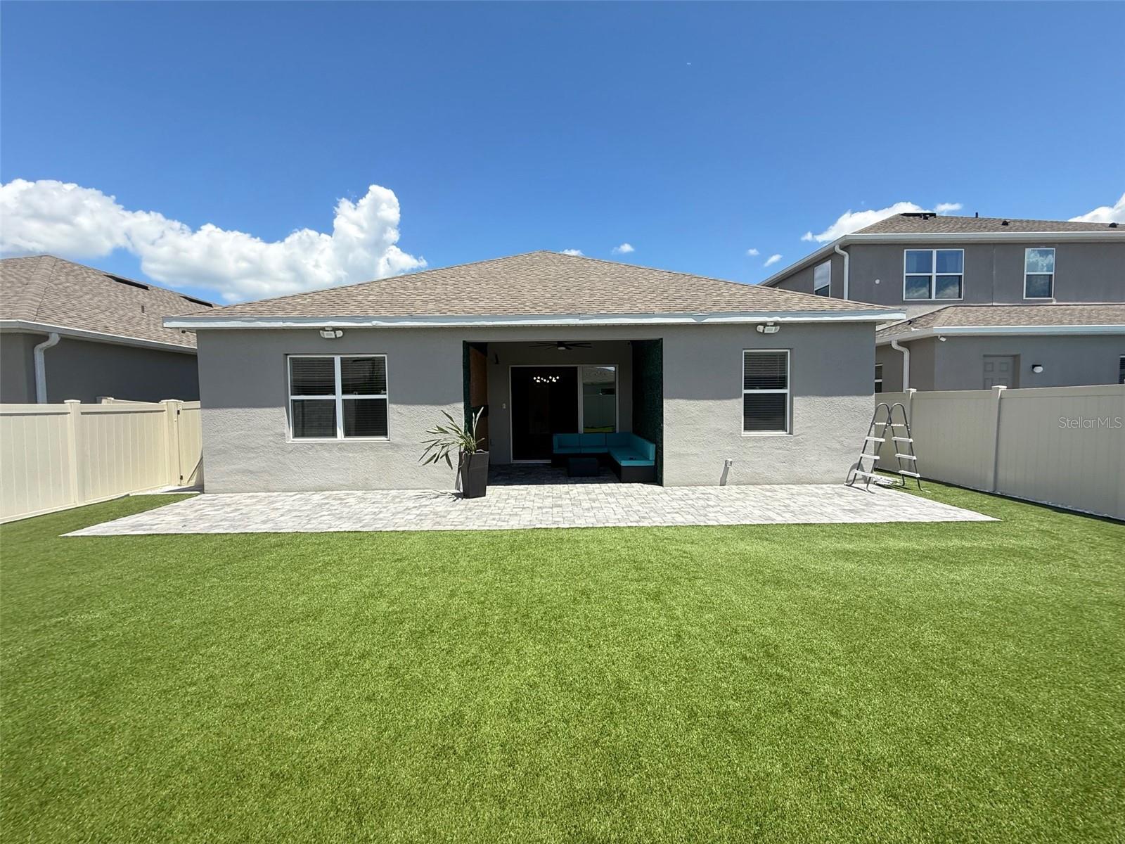 2074 Brillante Dr Property Photo 21
