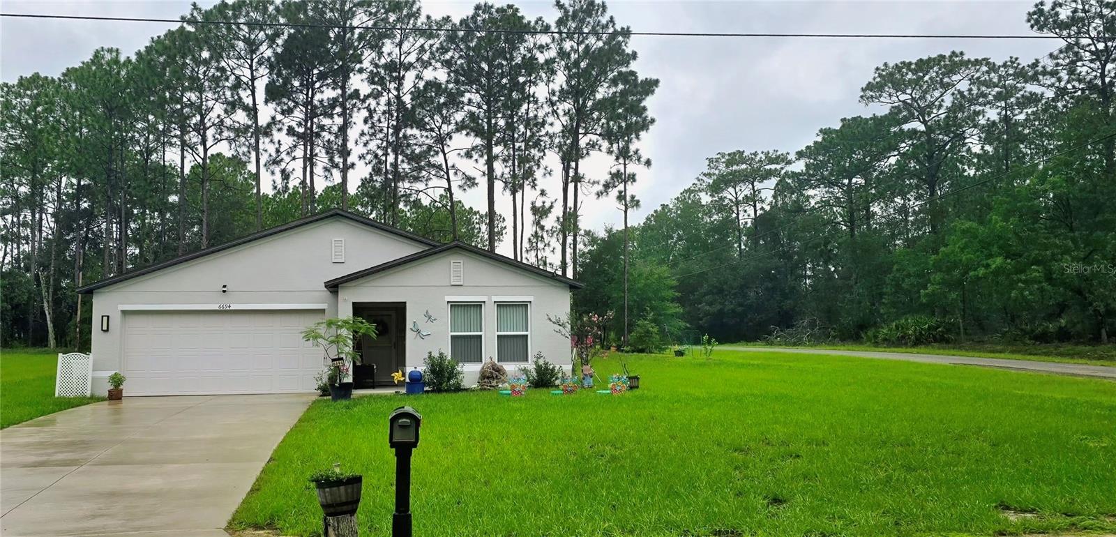 6694 N EDELWEISS WAY Property Photo 1